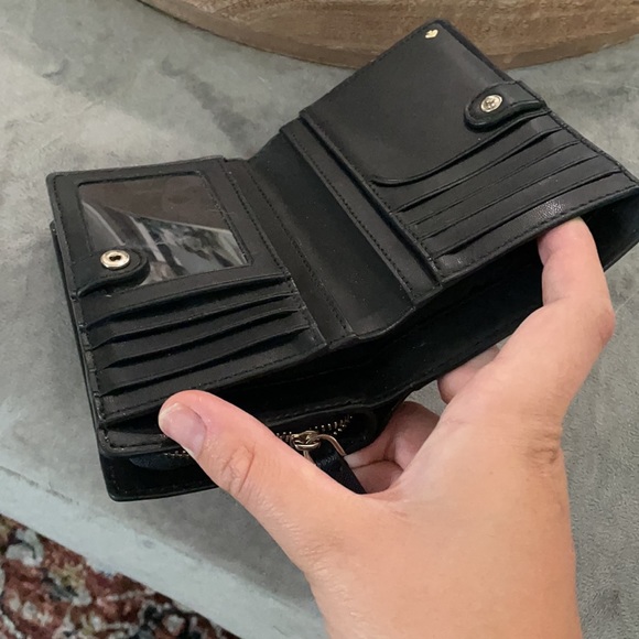 Kate Spade wallet - Picture 5 of 5
